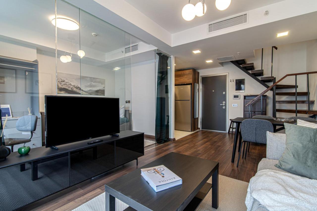 Sleek Residence Flat With Great Location In Sisli อิสตันบูล ภายนอก รูปภาพ